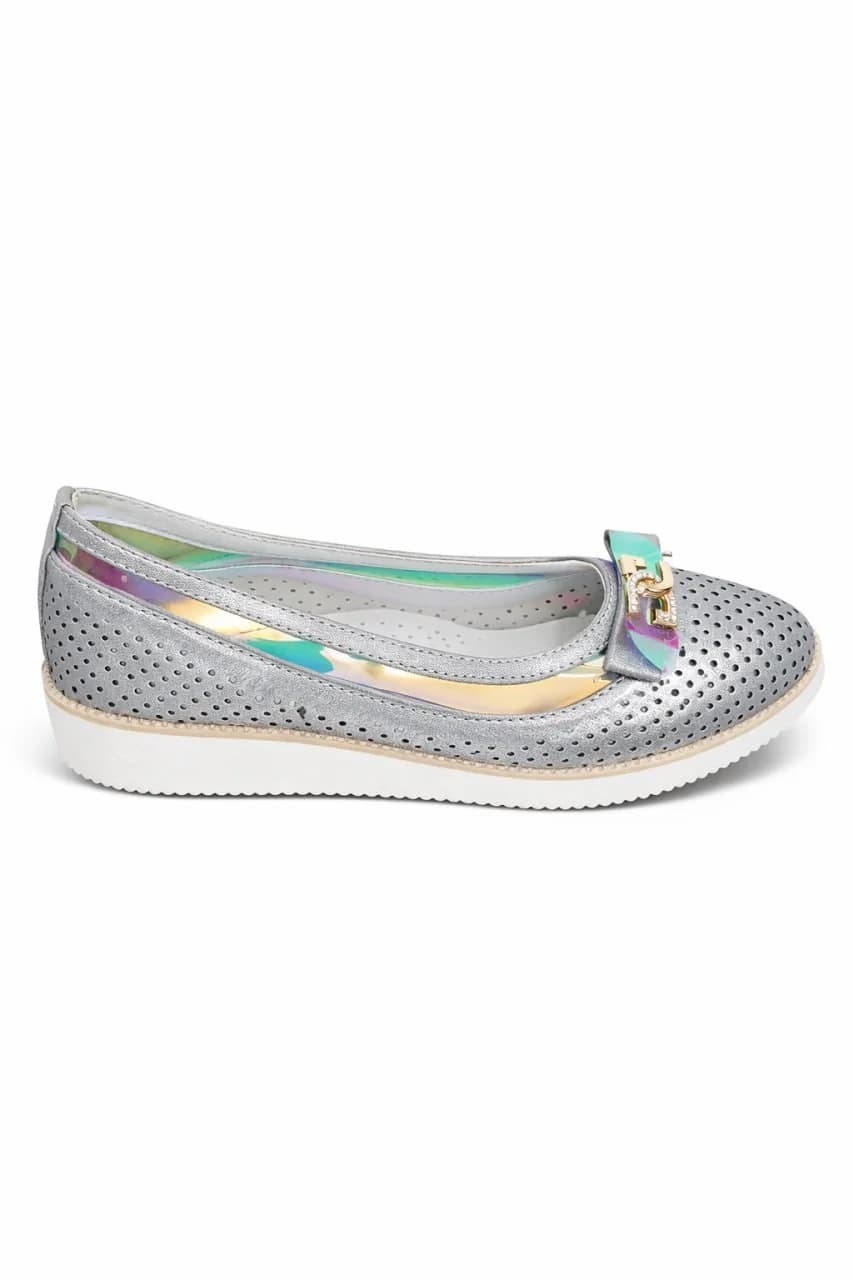 Ayollar uchun baletka (ballet flat)